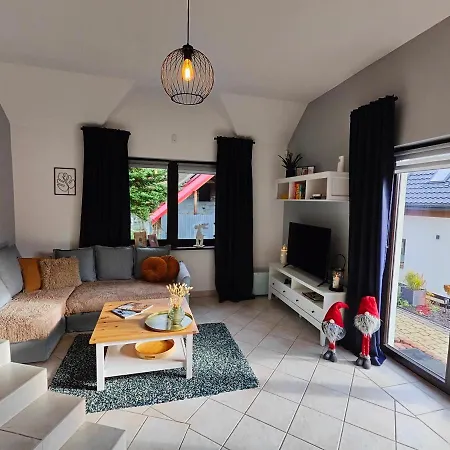 Bialy Partecznik Holiday home